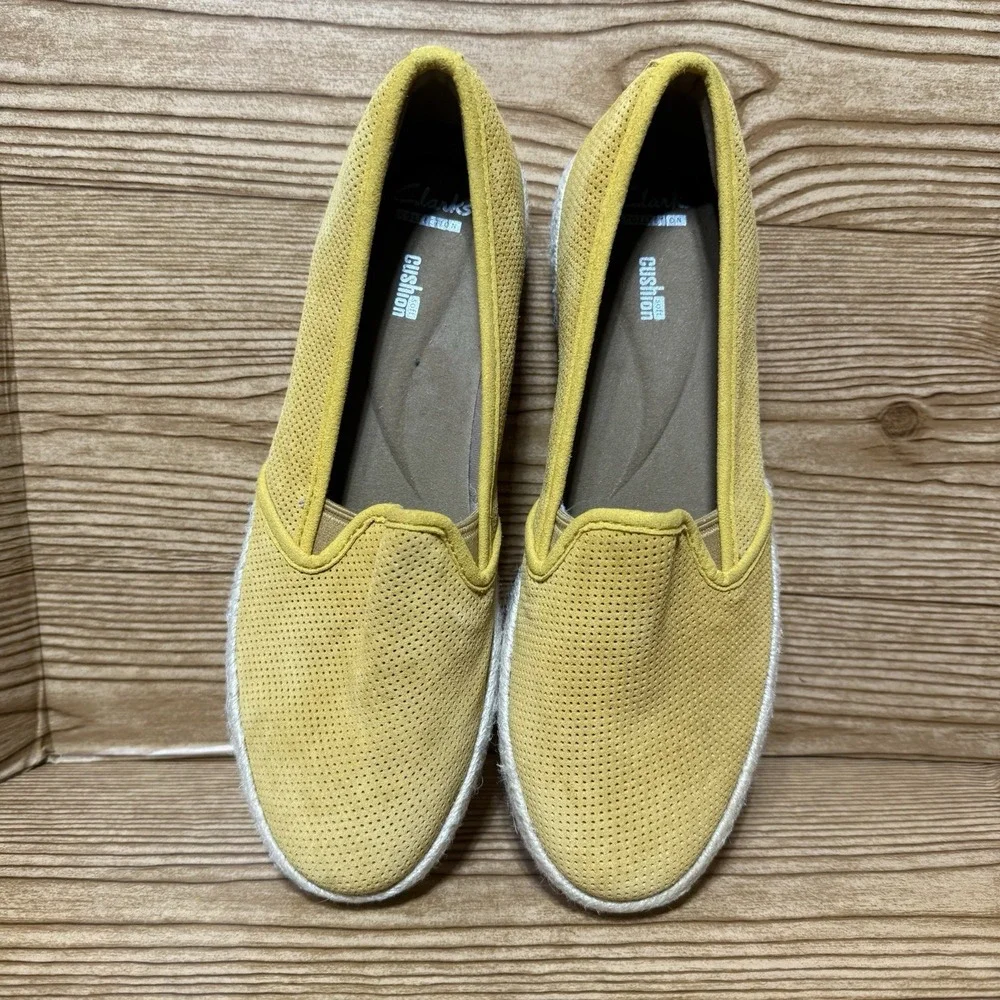 Clarks Azella Theoni Flats Women Sz 9.5 Espadrille Slip On Shoes Yellow Vacation